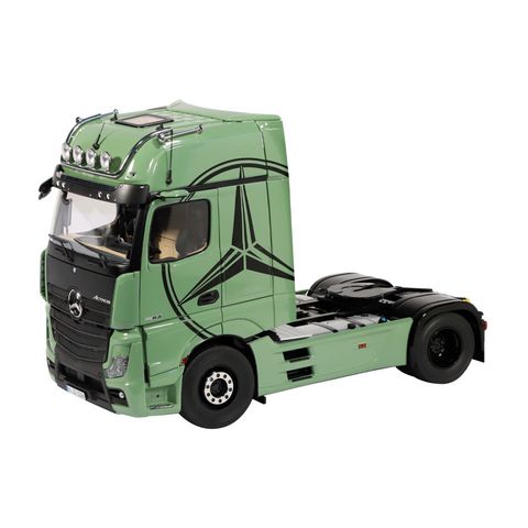 mercedes-benz-actros-gigaspace-4x2-olive-with-star