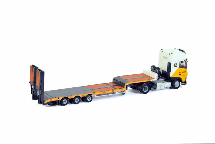 aertssen-daf-xf-ssc-my2017-4x2-semi-low (1)