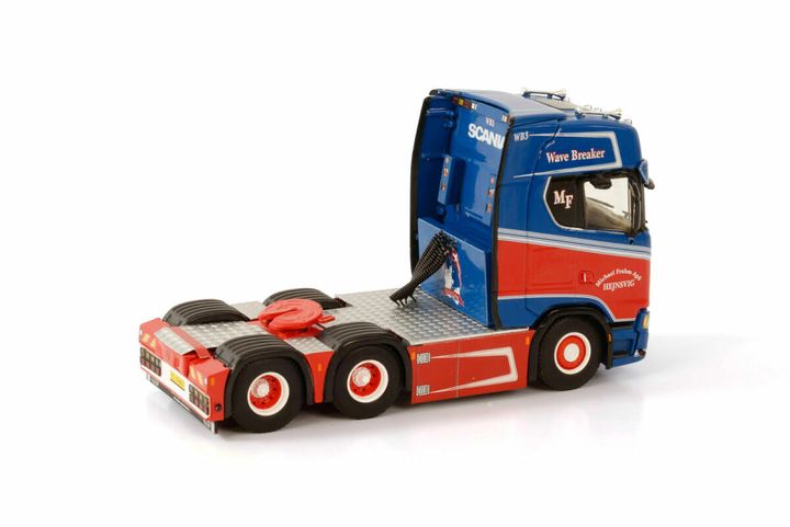 michael-frahm-scania-s-highline-6x2-tag (1)