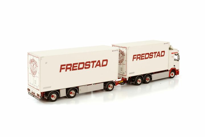 fredstad-scania-r-normal-cr20n-6x2-tag (1)