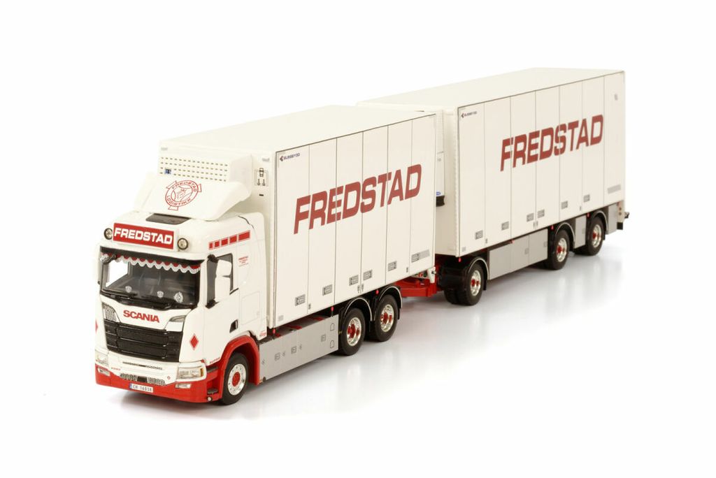 fredstad-scania-r-normal-cr20n-6x2-tag (2)