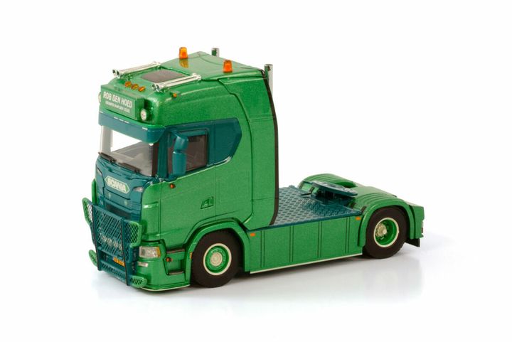 rob-den-hoed-scania-s-highline-cs20h-4x