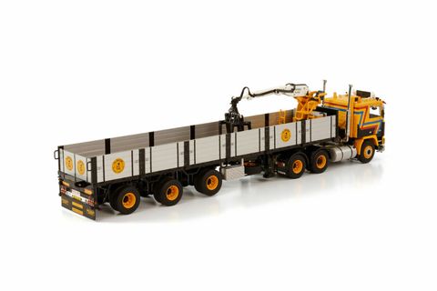 fa-buiter-volvo-f12-6x2-brick-trailer (1)