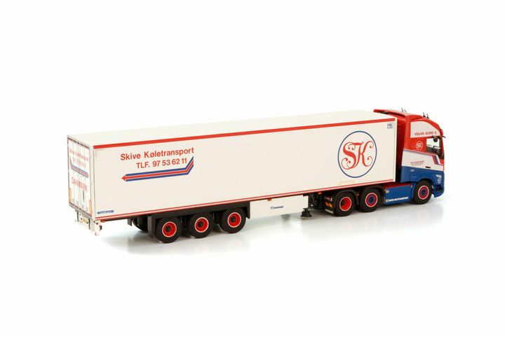 skive-volvo-fh5-globetrotter-xl-6x2-twi (1)