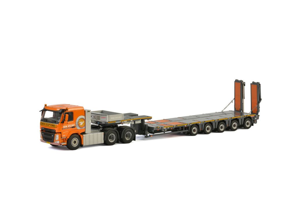 van-der-vlist-volvo-fm4-sleeper-cab-6x4