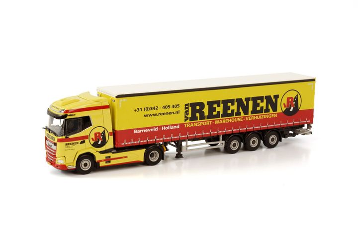 van-reenen-daf-xg-4x2-curtainside-trail