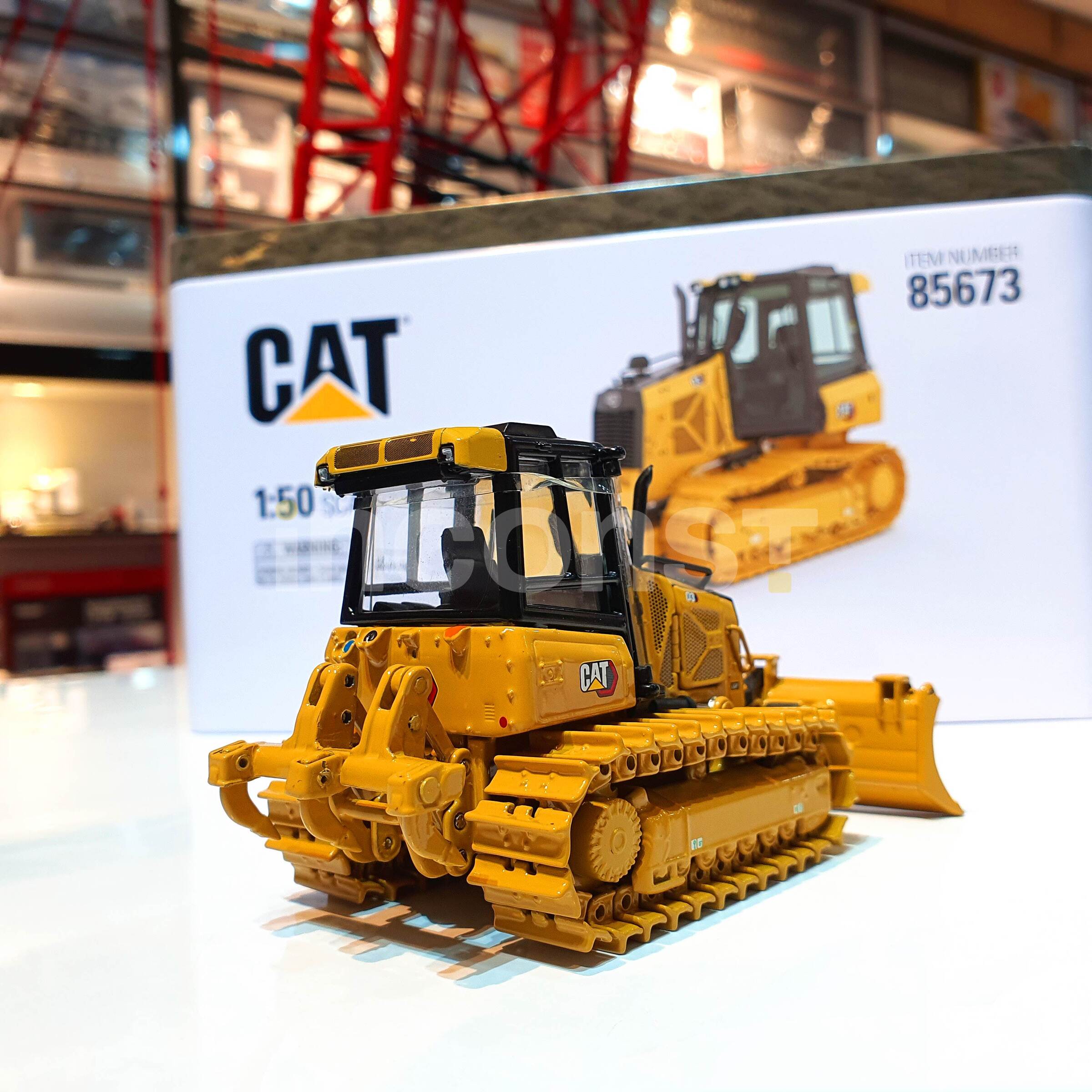 ミニカー 1/50 CAT D3 Dozer 85673 W36 作業車 イエロー MI018 : Diecast Masters 1:50 Caterpillar D3 Dozer - High Line