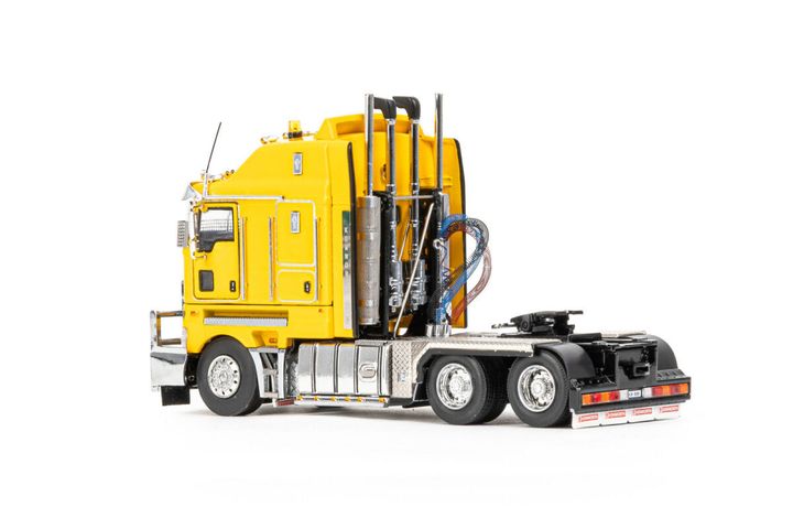 drake-kenworth-k200-2-8-m-fat-cab-chrom (1)