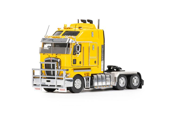 drake-kenworth-k200-2-8-m-fat-cab-chrom
