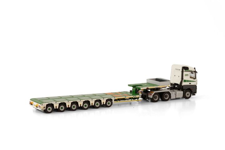 bms-heavy-cranes-mercedes-benz-arocs-mp (1)