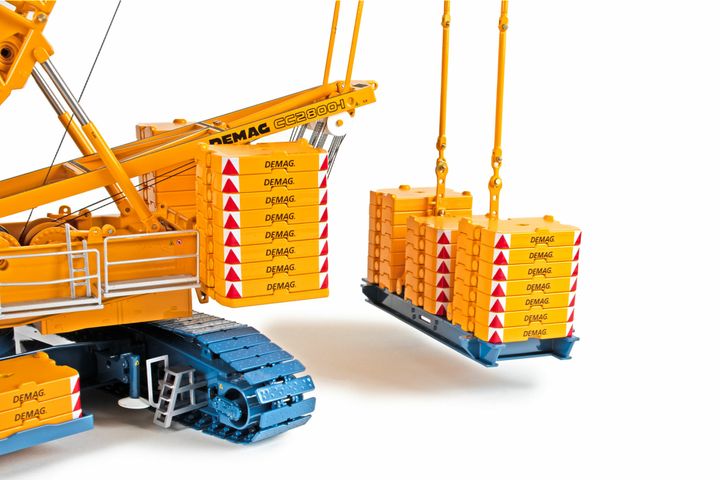 demag-13 (2)