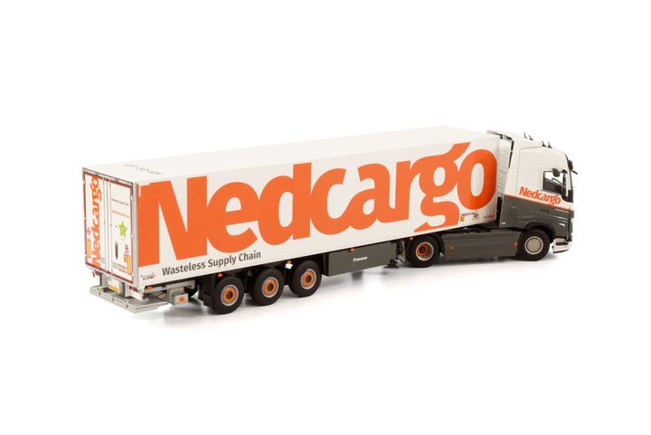 nedcargo-volvo-fh5-globetrotter-4x2-box (2)