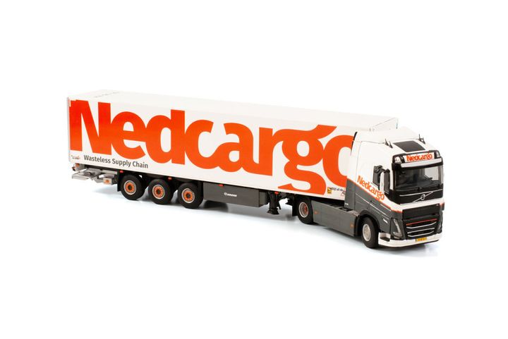 nedcargo-volvo-fh5-globetrotter-4x2-box (1)