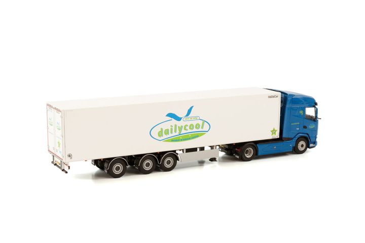 dailycool-b-v-daf-xg-4x2-reefer-traile (1)