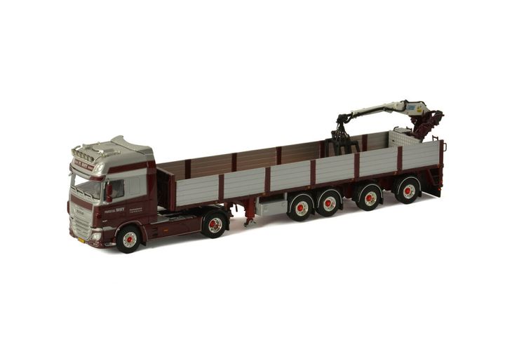 m-way-daf-xf-super-space-cab-4x2-brick (3)