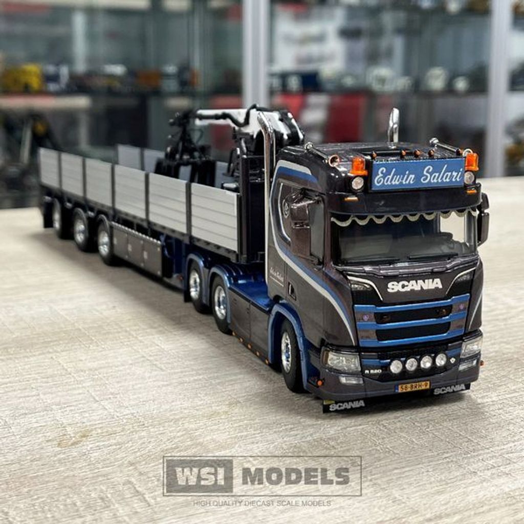EDWIN SALARI; SCANIA R NORMAL CR20N 6X2 TAG AXLE BRICK EDWIN SALARI; SCANIA R NORMAL CR20N 6X2 TAG AXLE BRICK