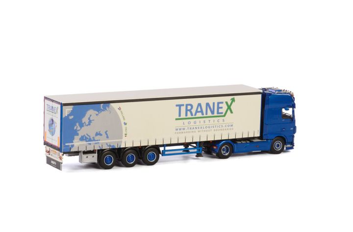 tranex-daf-xf-super-space-cab-4x2-reefe (1)