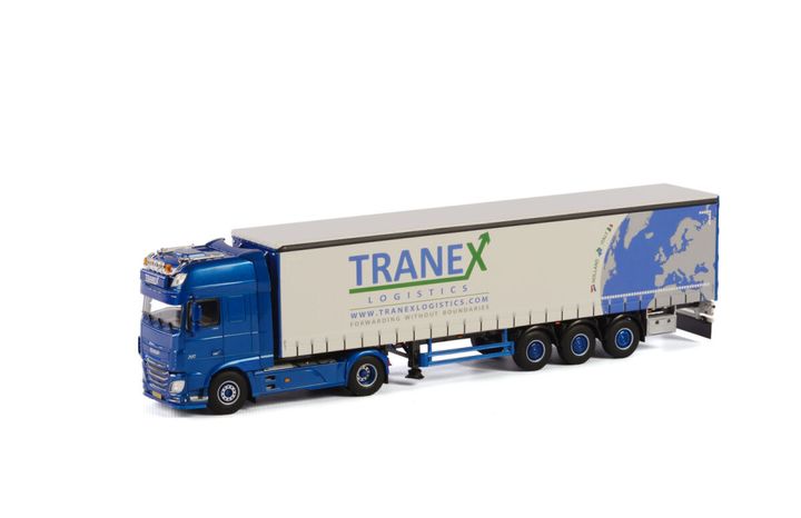 tranex-daf-xf-super-space-cab-4x2-reefe