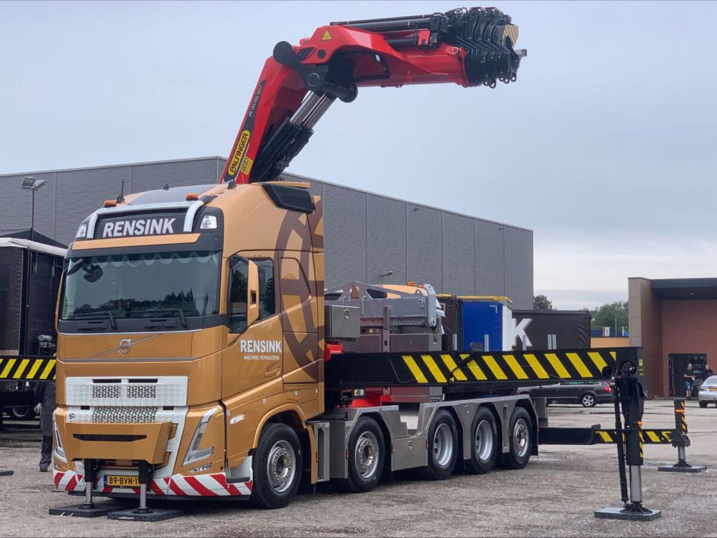 rensink-volvo-fh5-globetrotter-xl-10x4