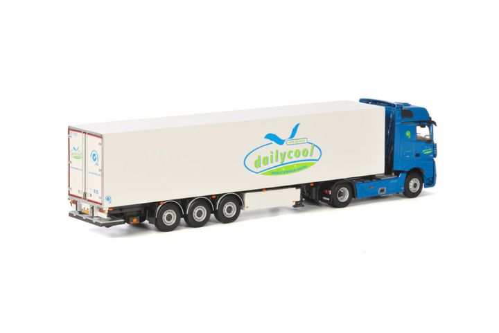 dailycool-mb-actros-mp4-big-space-4x2 (1)