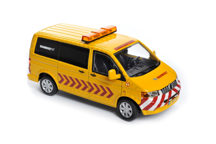 vw-transporter-escort-van_副本