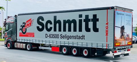 schmitt-daf-xg-4x2-curtainside-trailer (2)