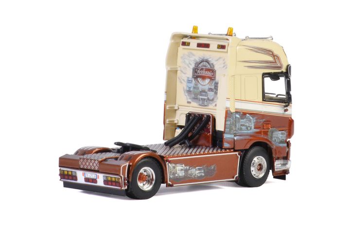 smoky-transport-daf-xf-super-space-cab (1)