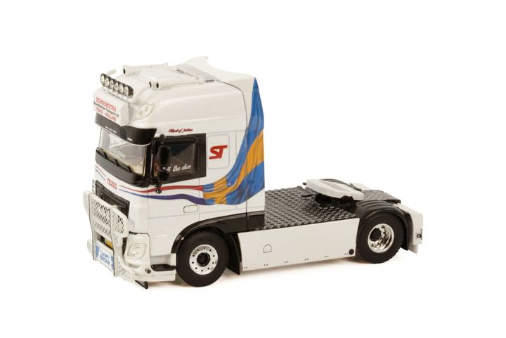 schouwstra-daf-xf-super-space-cab-my-20