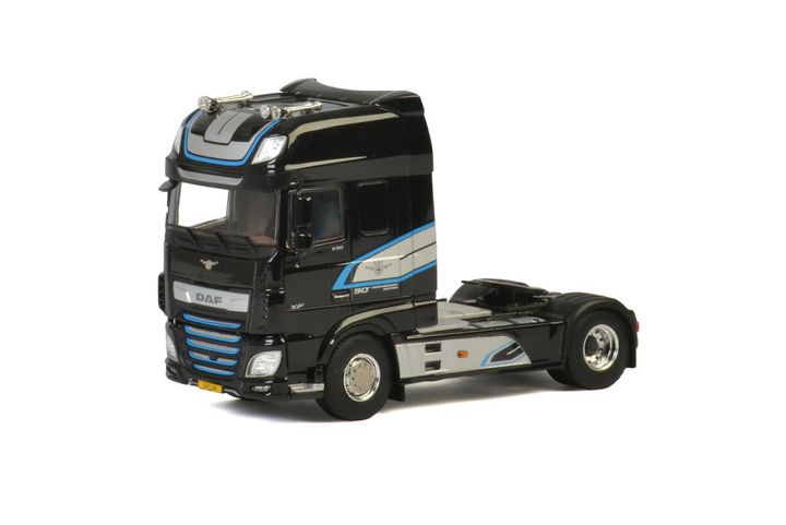 premium-line-daf-xf-super-space-cab-my