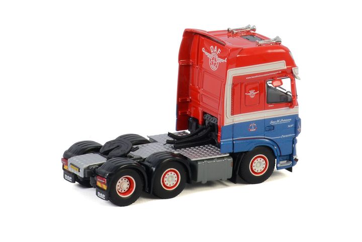 jens-petersen-daf-xf-super-space-cab-my (1)