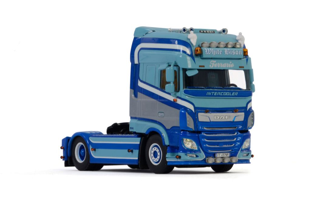 white-bison-daf-xf-super-space-cab-my20 (2)
