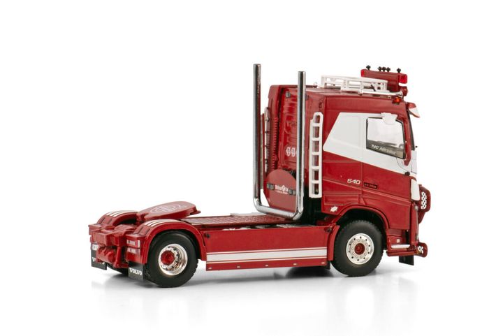 tjc-volvo-fh4-sleeper-cab-4x2 (1)