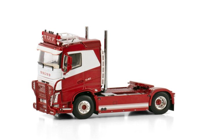 tjc-volvo-fh4-sleeper-cab-4x2