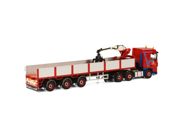 van-der-veen-daf-xf-space-cab-6x2-twin (1)