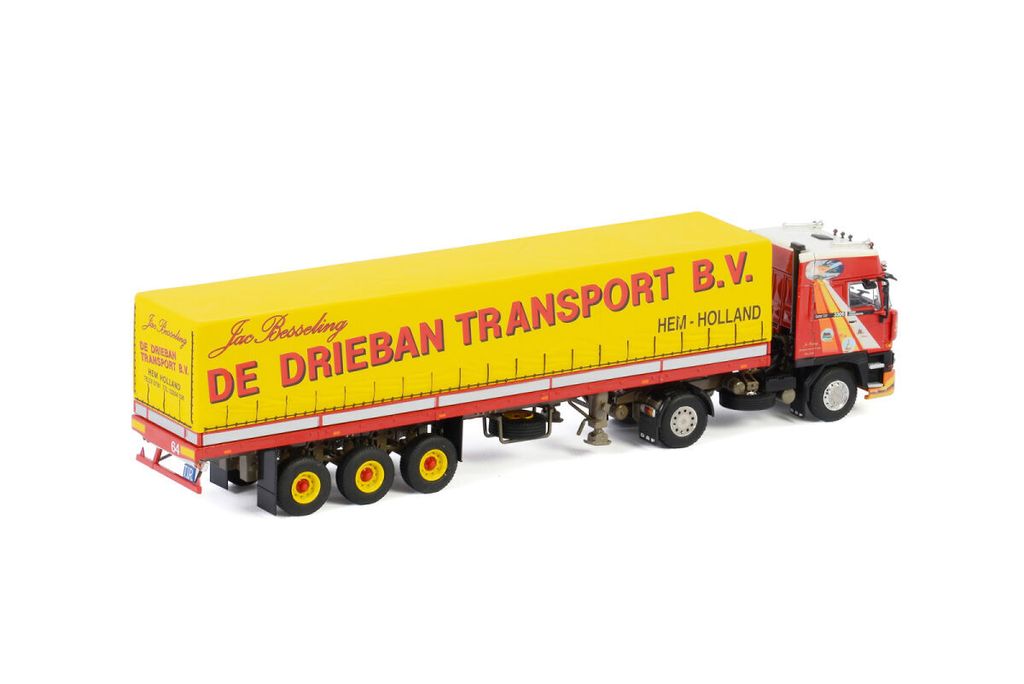 de-drieban-transport-daf-3300-space-cab (1)