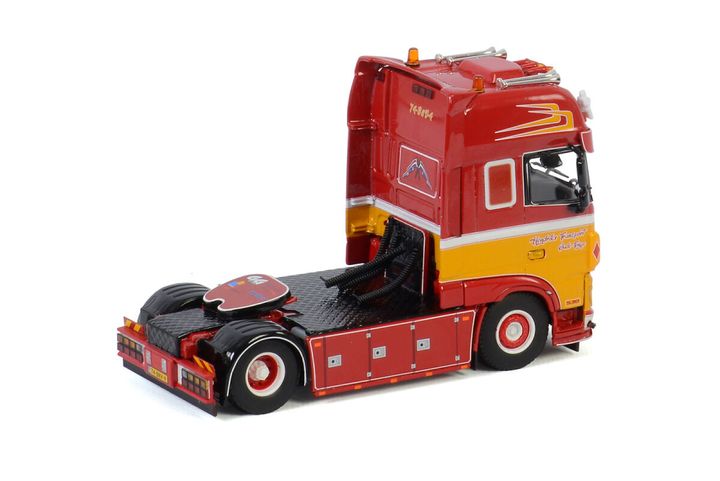 hendrikx-transport-daf-xf-super-space-c (1)