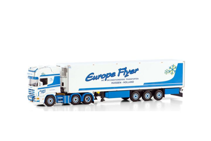 europe-flyer-scania-r4-topline-6x2-twin