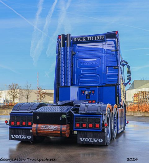 lippens-volvo-fh5-globetrotter-6x2-twin (1)