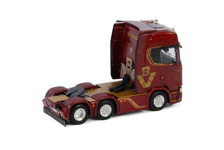 premium-line-scania-s-highline-cs20h (1)