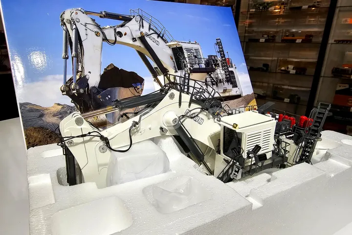 448459731_870907078388966_1020877675519576173_n