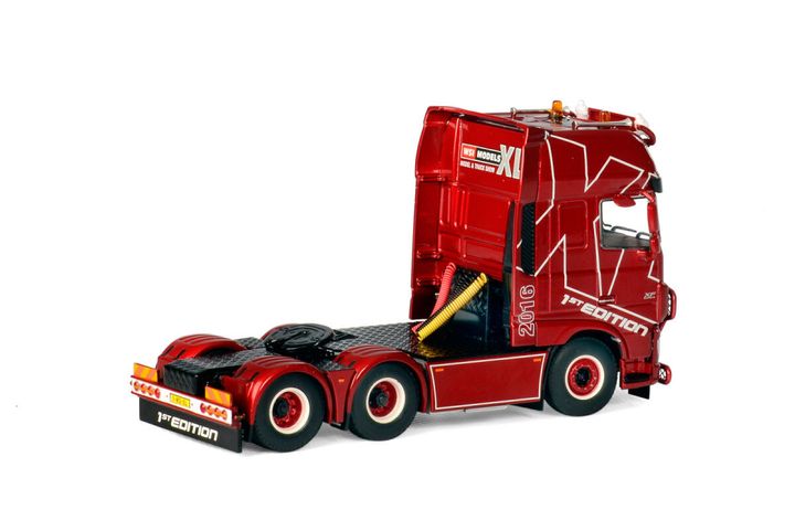 wsi-xl-model-daf-xf-super-space-cab-6x (1)