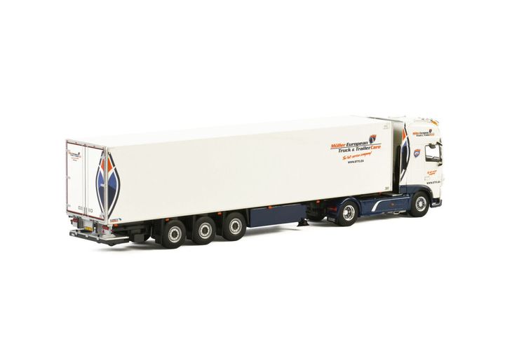 m-e-t-t-c-daf-xf-super-space-cab-4x2 (1)