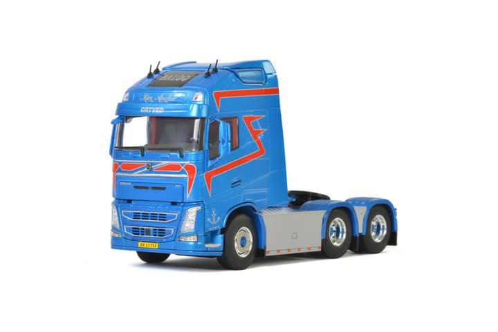 kim-ancker-volvo-fh4-globetrotter-xl-6x (2)