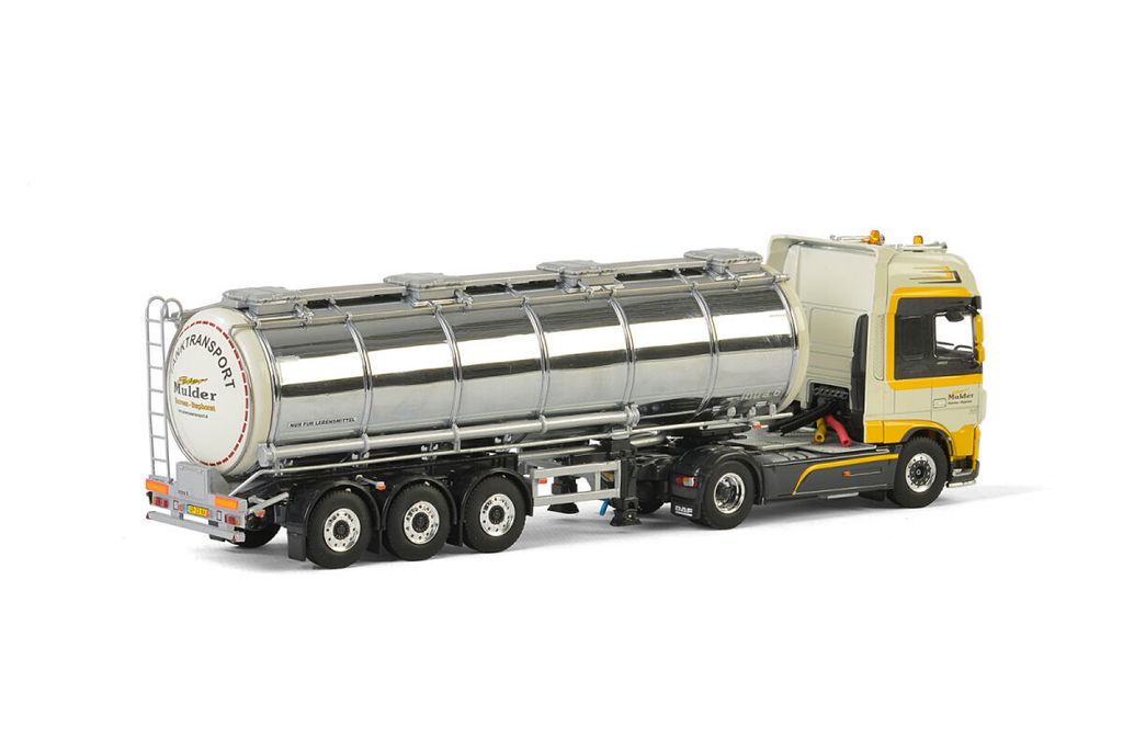 peter-mulder-daf-xf-space-cab-4x2-tank (1)