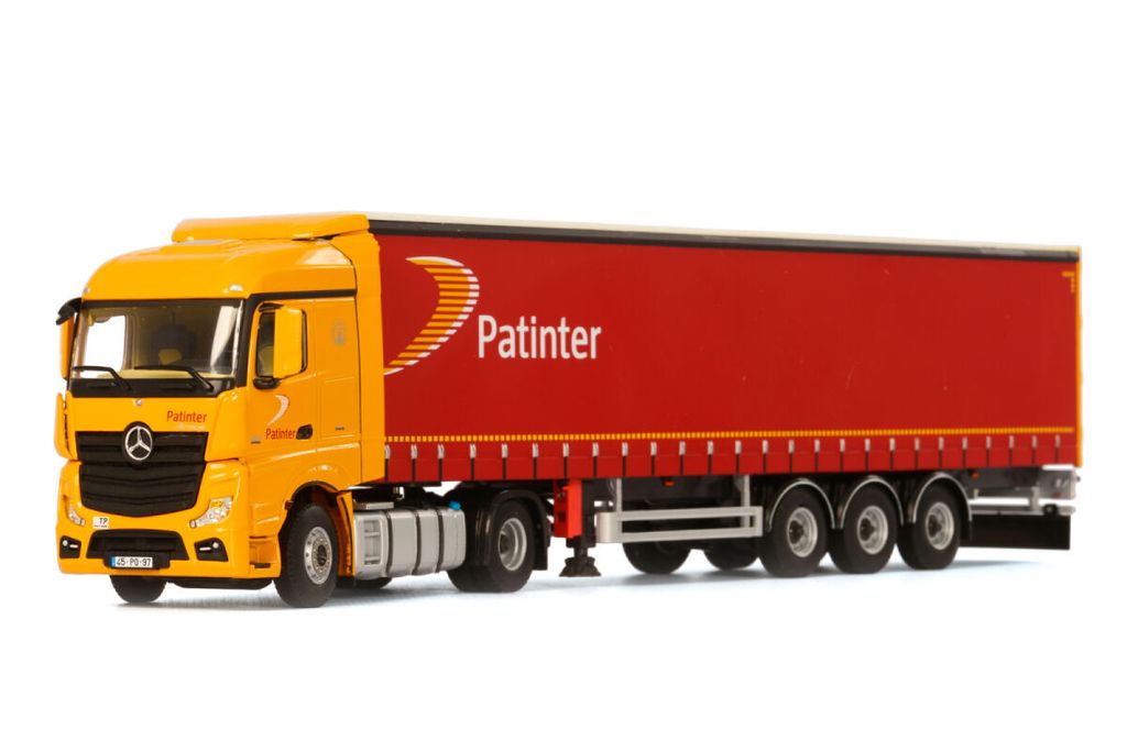 patinter-mb-actros-mp4-stream-space-4x2 (2)