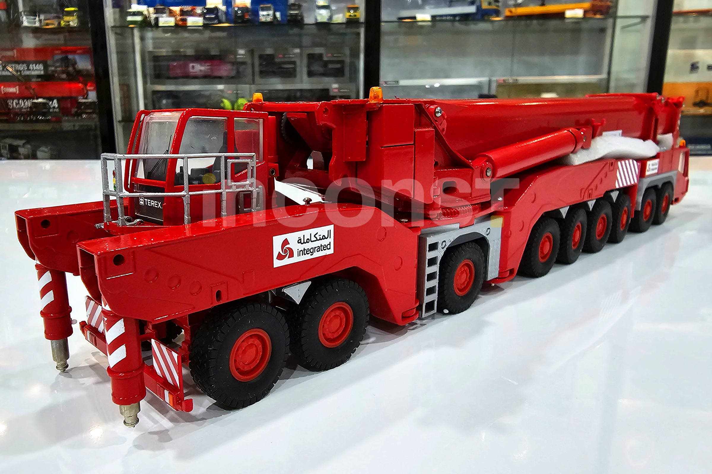 コンラート製 DEMAG クレーン 1/50 ミニチュア おまけ付き コンラート製 DEMAG クレーン 1/50 ミニチュアおまけ付き