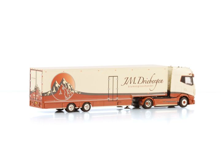 j-m-driebergen-daf-xg-4x2-semi-box-t (1)