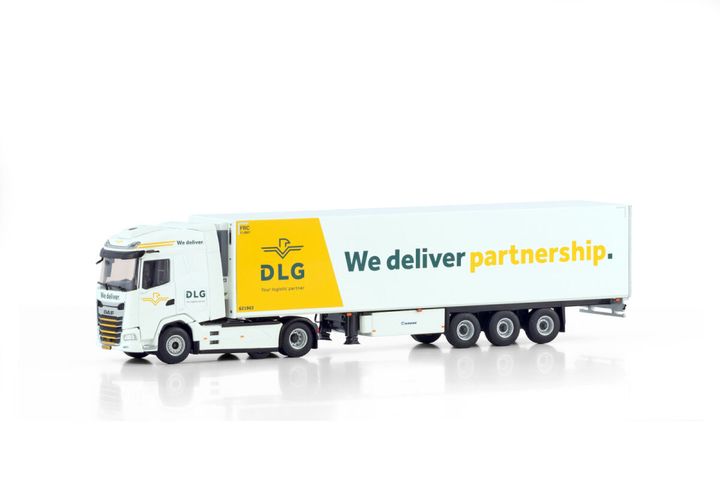 dlg-logistics-daf-xg-6x2-midlift-axle