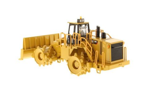 cat-836h-landfill-compactor-150-Diecast-Masters-85205-26787 (1)