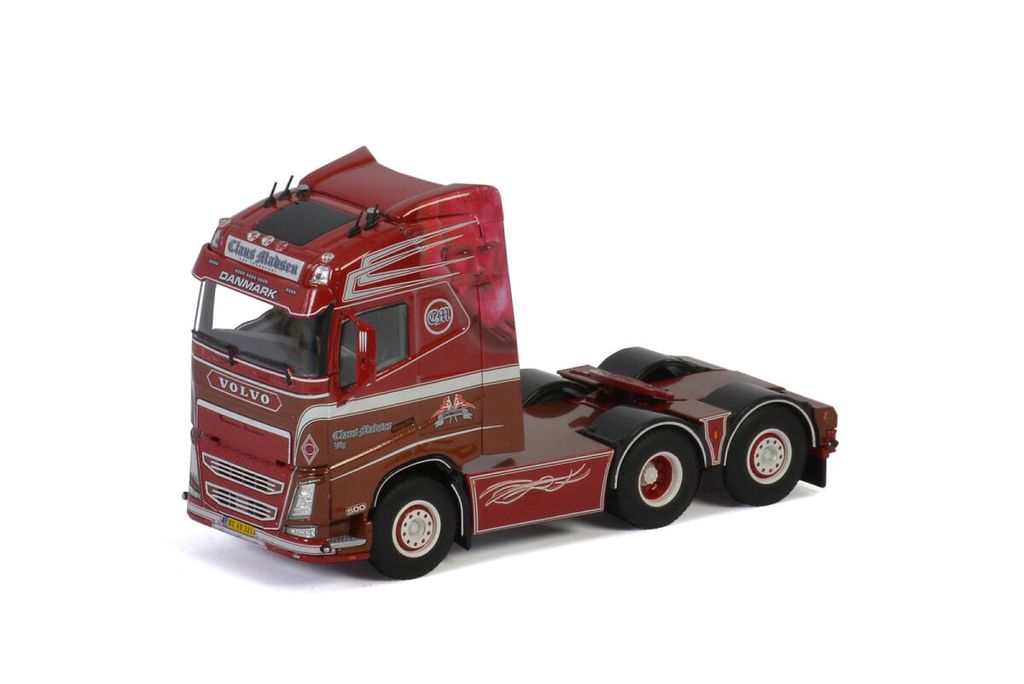 claus-madsen-volvo-fh4-globetrotter-6x2
